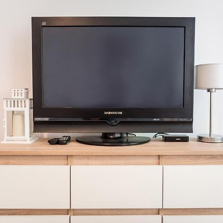 Zelazna Apartment Wawelofts Краков Экстерьер фото