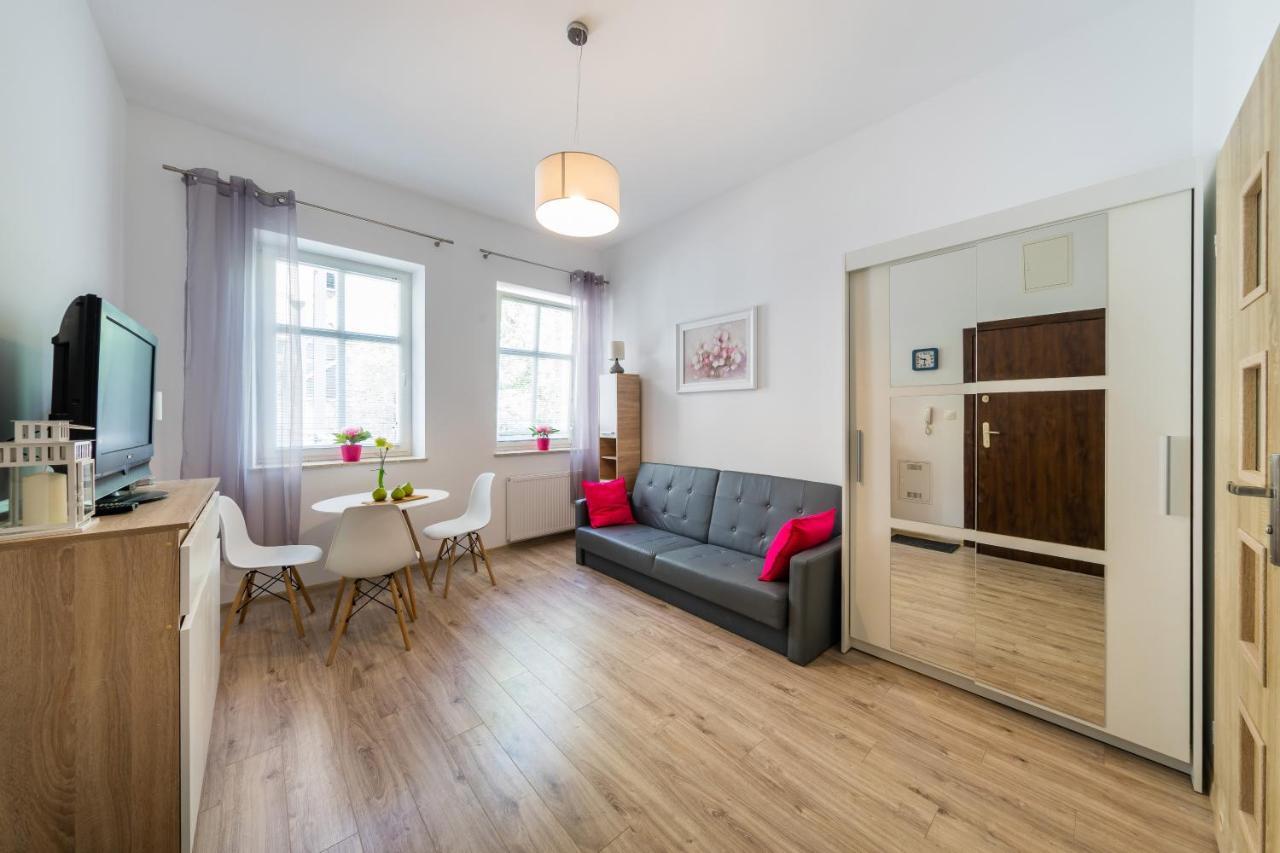 Zelazna Apartment Wawelofts Краков Экстерьер фото