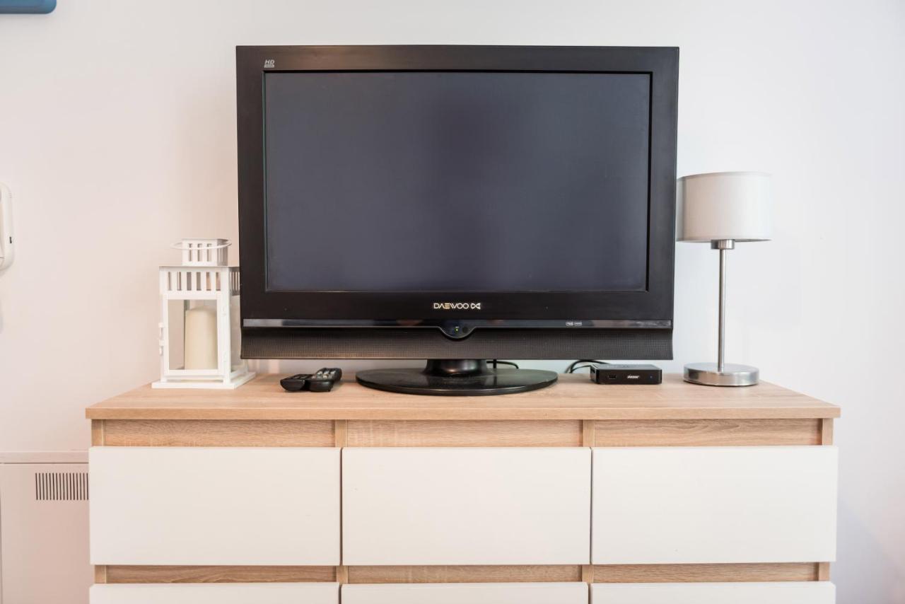 Zelazna Apartment Wawelofts Краков Экстерьер фото